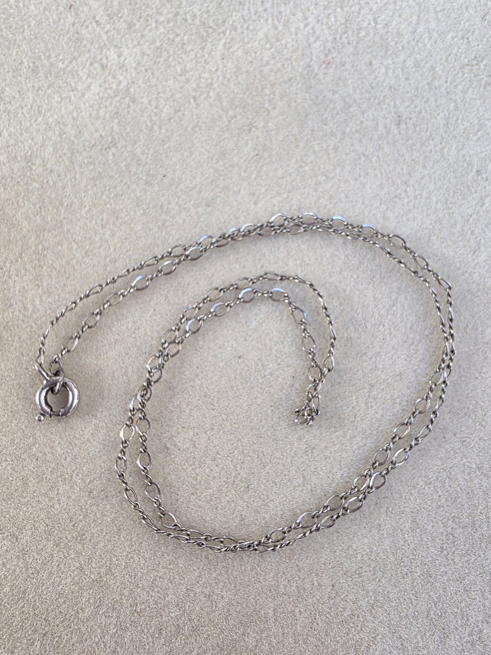 15", Silver: Delicate Twisted Link Chain Necklace • Acid Tested • 1.00g